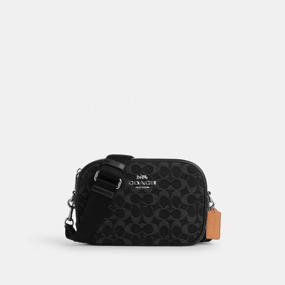 COACH Handbags - NWT Coach Outlet Jamie Camera Bag In Signature Denim